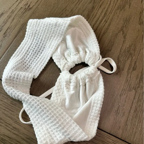 Bundle of 2 SHEIN Black Halter Crop Bra Top and White Tube Bra Top Size Small - Picture 4 of 12